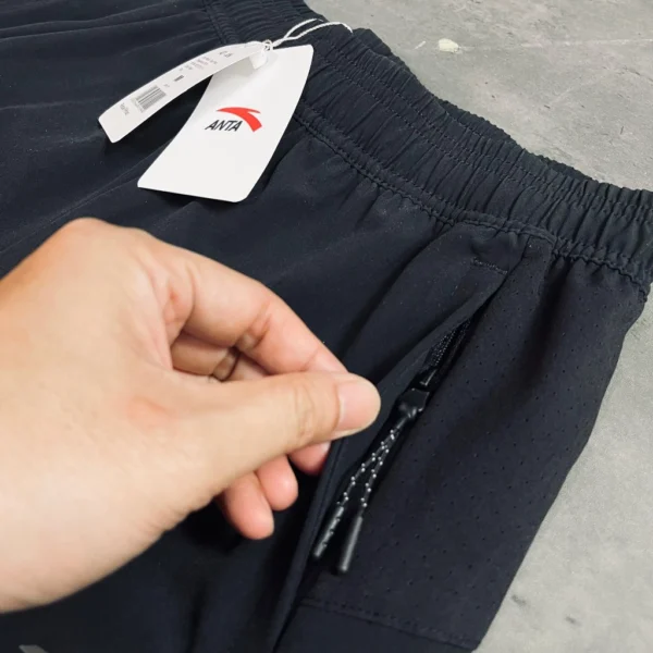 Ultra-Light 4-Way Stretch Water-Resistant Golf Shorts – All-Day Comfort Fit - Image 7