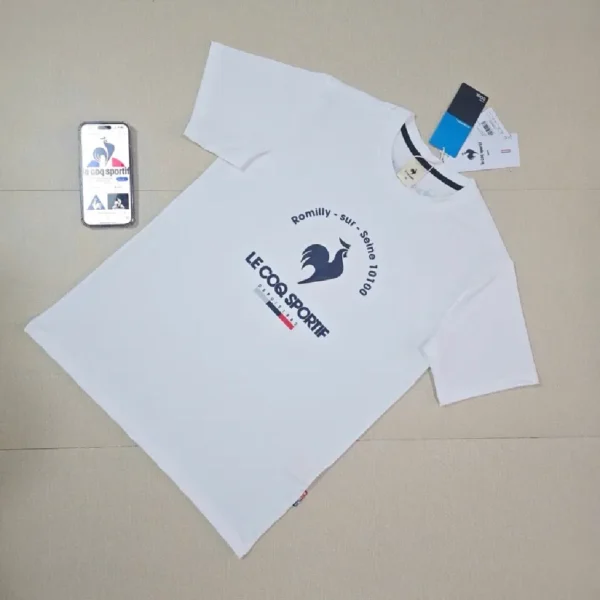 2025 T-Shirt with Stylish Design and Minimalist Appeal - Image 7